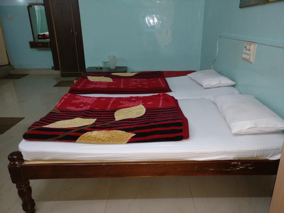 Hotel Raj Mahal Chikmagalur Exterior photo